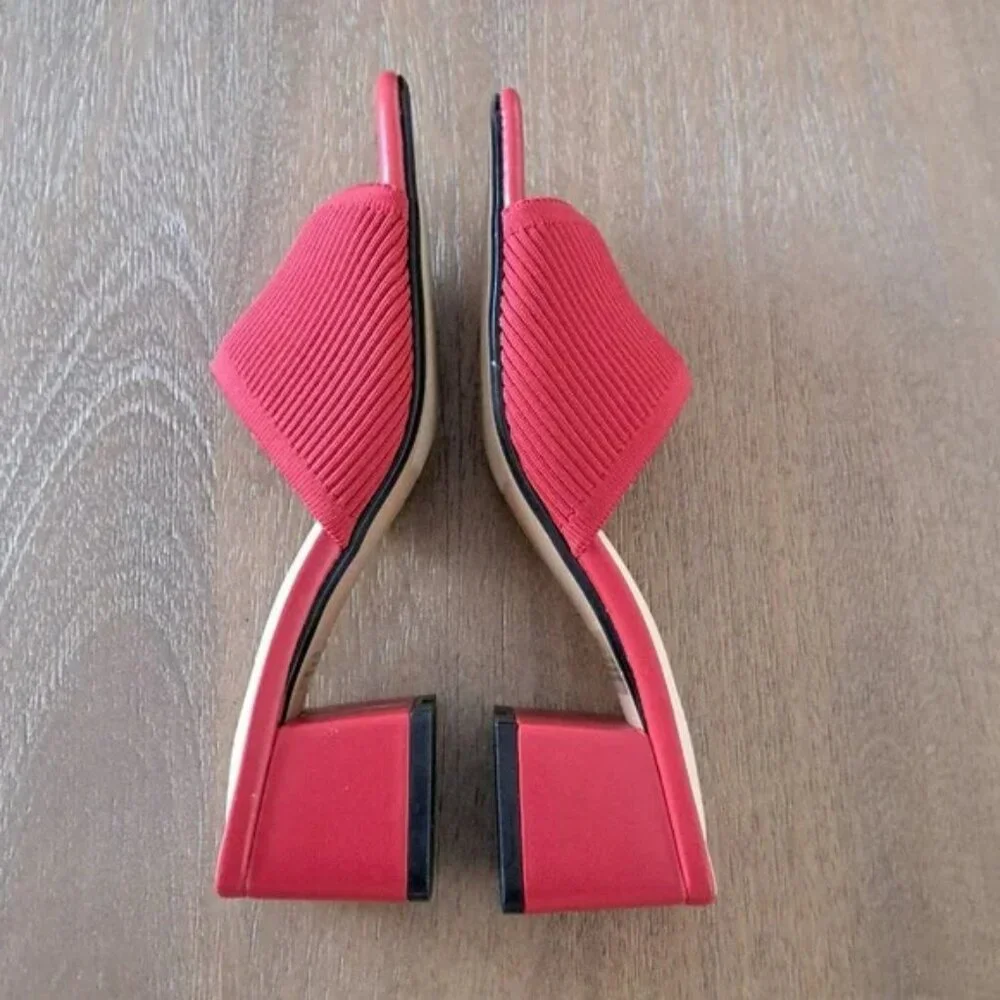 Journee Shilin Dress Sandals - Color: Red - Size: Women 7 - Picture 7 of 9